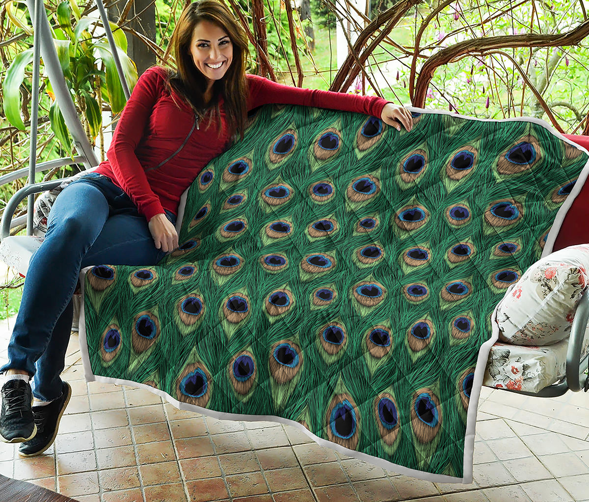 Peacock Tail Pattern Print Quilt