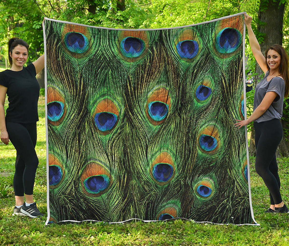 Peacock Tail Print Quilt