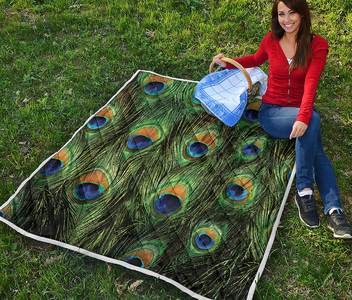Peacock Tail Print Quilt