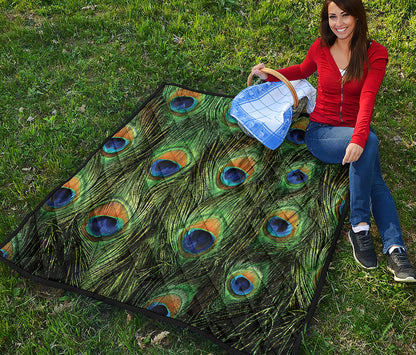 Peacock Tail Print Quilt