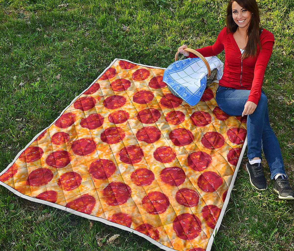 Pepperoni Pizza Print Quilt