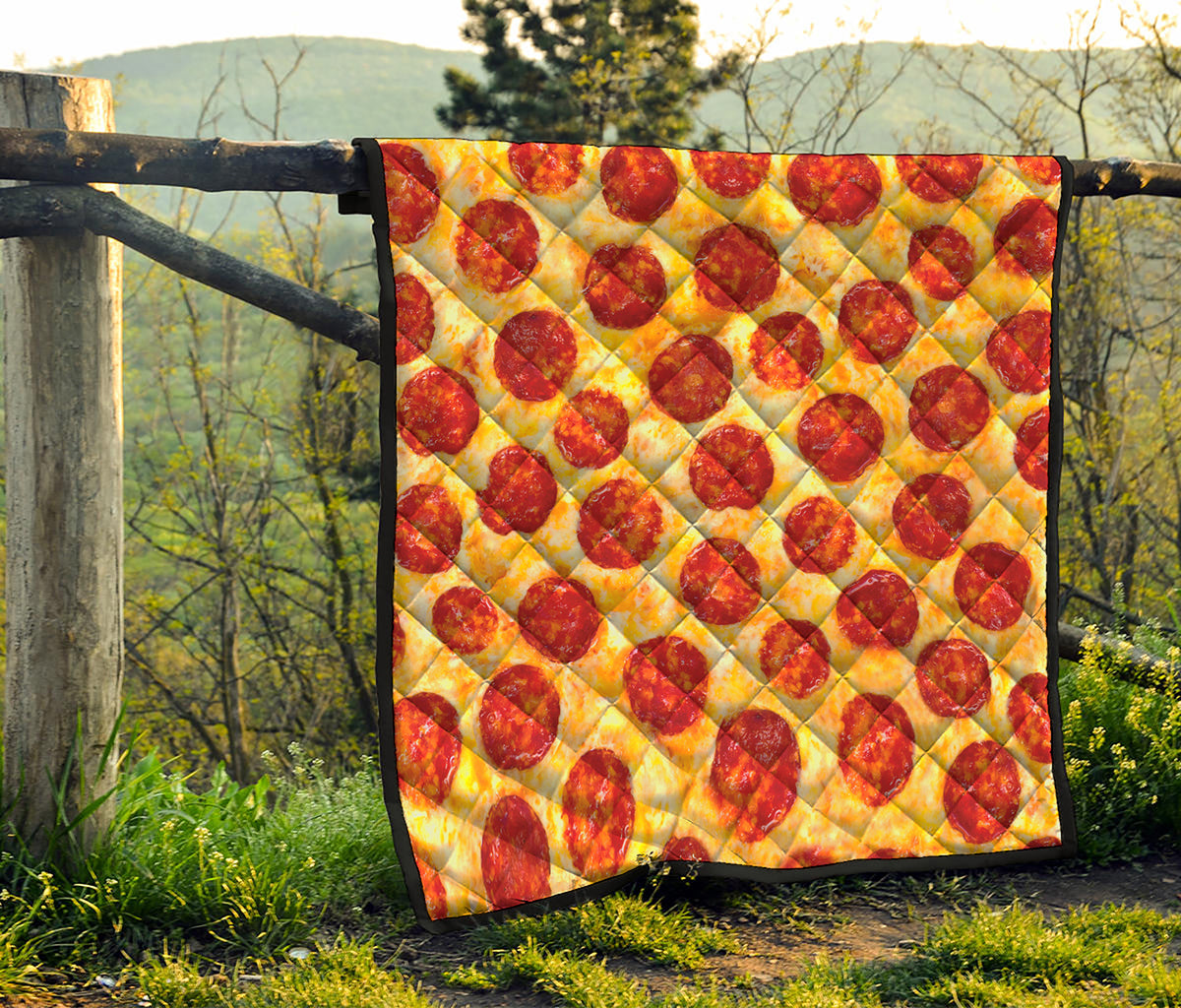 Pepperoni Pizza Print Quilt