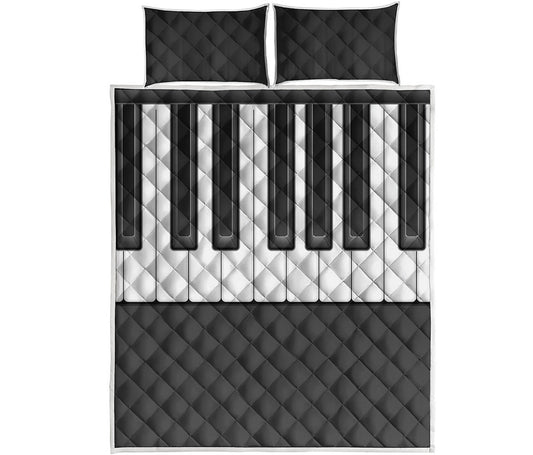 Piano Keyboard Print Quilt Bed Set