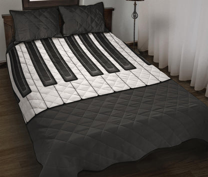 Piano Keyboard Print Quilt Bed Set