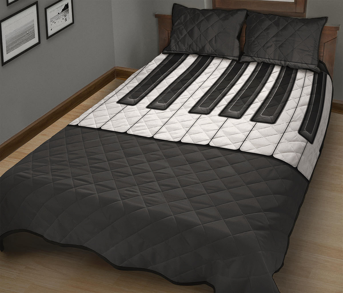 Piano Keyboard Print Quilt Bed Set