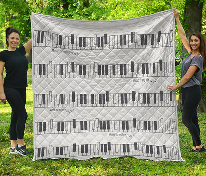 Piano Pattern Print Quilt