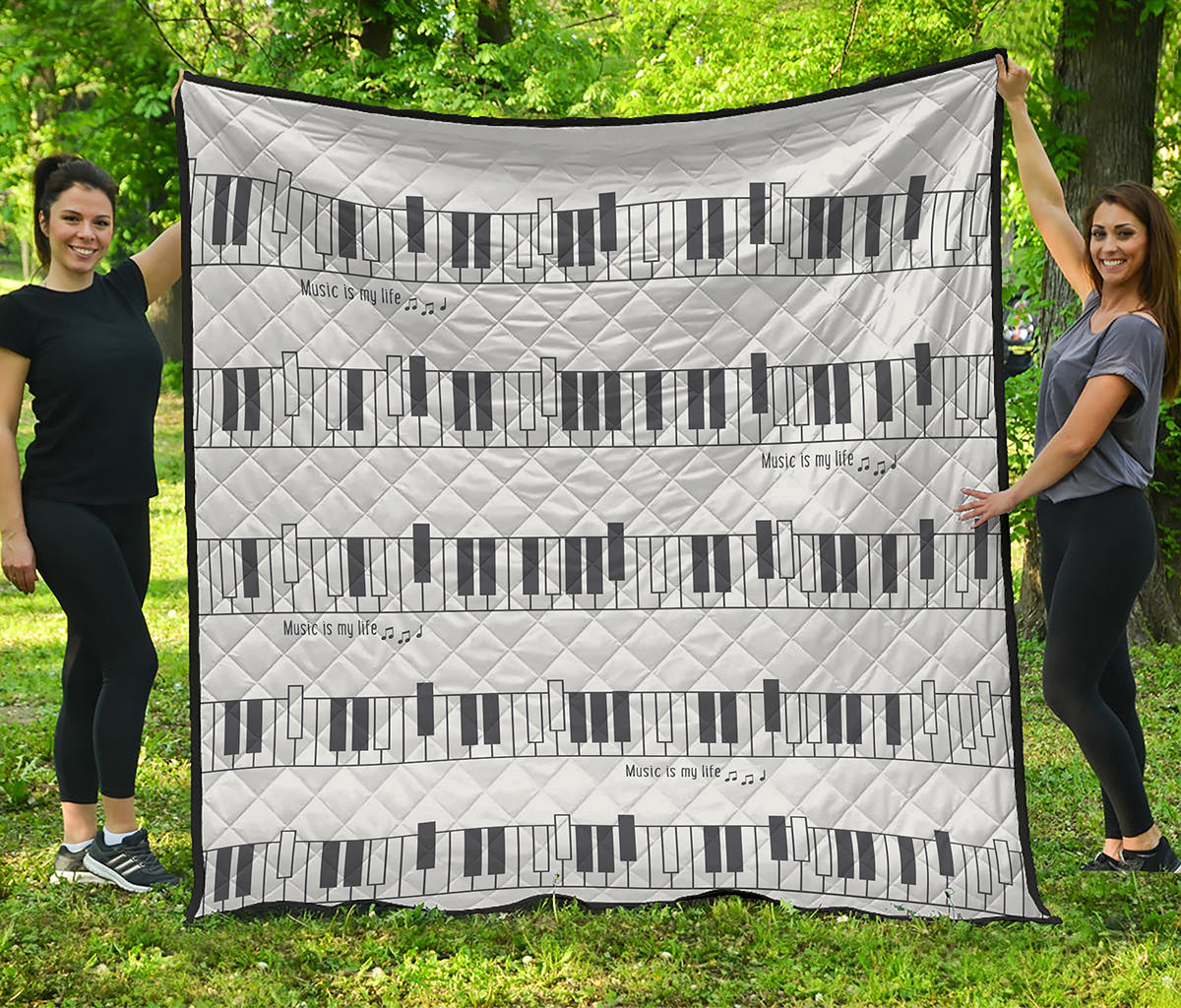Piano Pattern Print Quilt