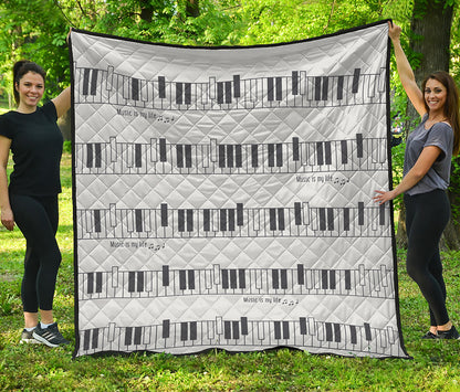 Piano Pattern Print Quilt