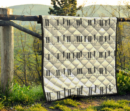 Piano Pattern Print Quilt