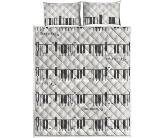 Piano Pattern Print Quilt Bed Set