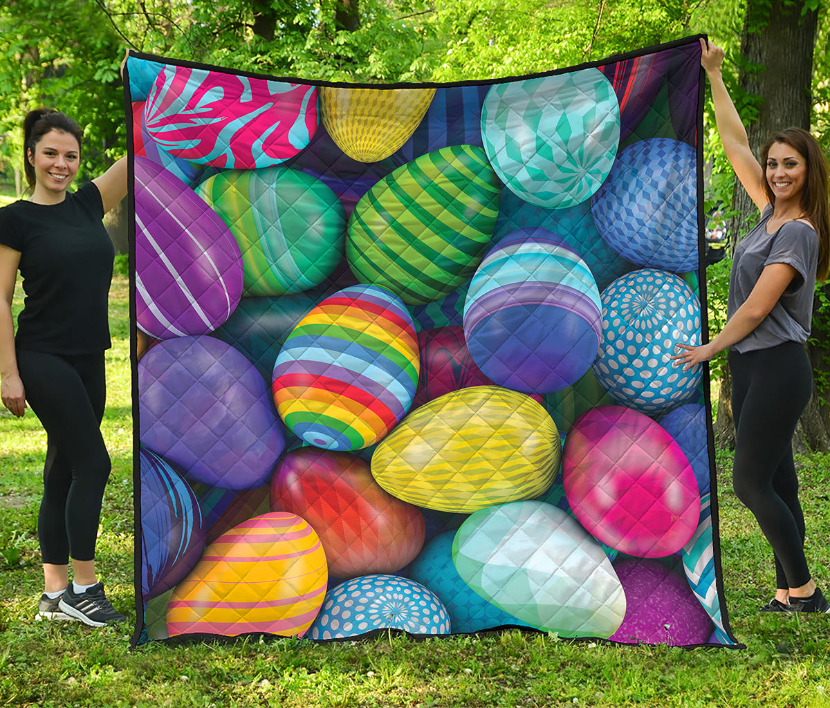 Pile Of Colorful Easter Eggs Print Quilt