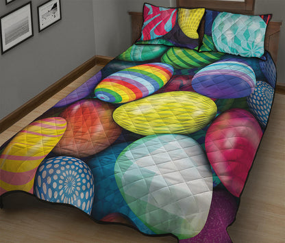 Pile Of Colorful Easter Eggs Print Quilt Bed Set