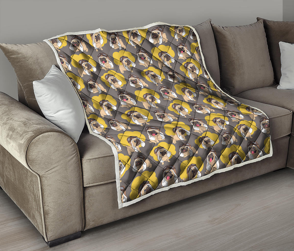 Pilot Pug Pattern Print Quilt