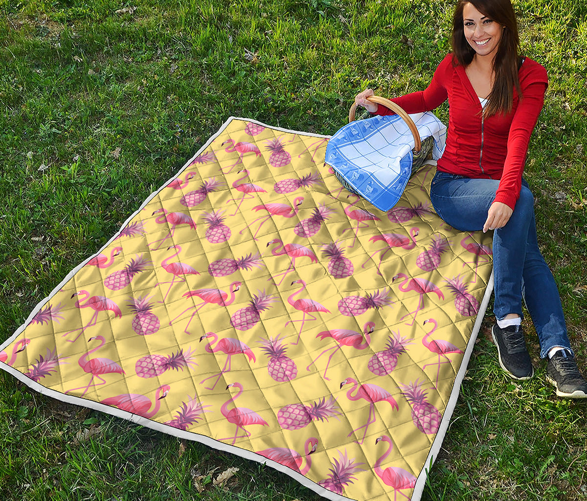 Pineapple And Flamingo Pattern Print Quilt