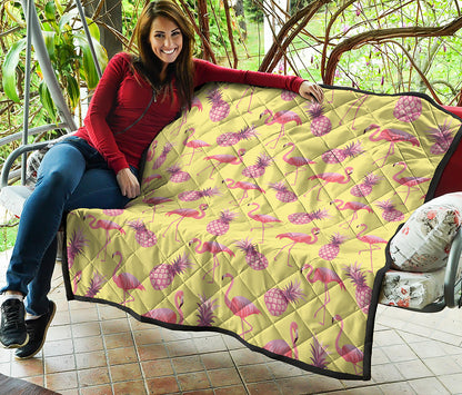 Pineapple And Flamingo Pattern Print Quilt