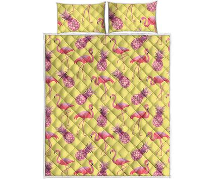 Pineapple And Flamingo Pattern Print Quilt Bed Set