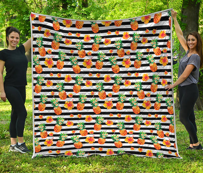 Pineapple And Hibiscus Striped Print Quilt