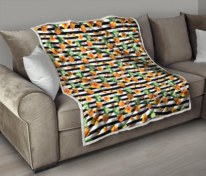Pineapple And Hibiscus Striped Print Quilt