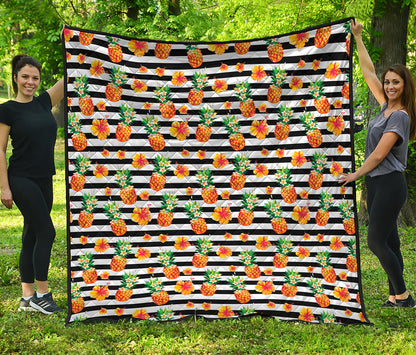 Pineapple And Hibiscus Striped Print Quilt