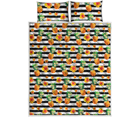 Pineapple And Hibiscus Striped Print Quilt Bed Set