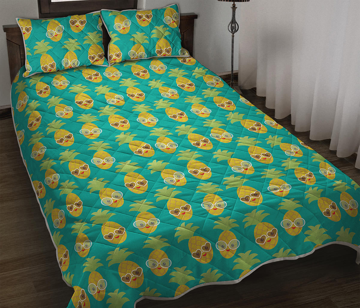 Pineapple Emoji Pattern Print Quilt Bed Set