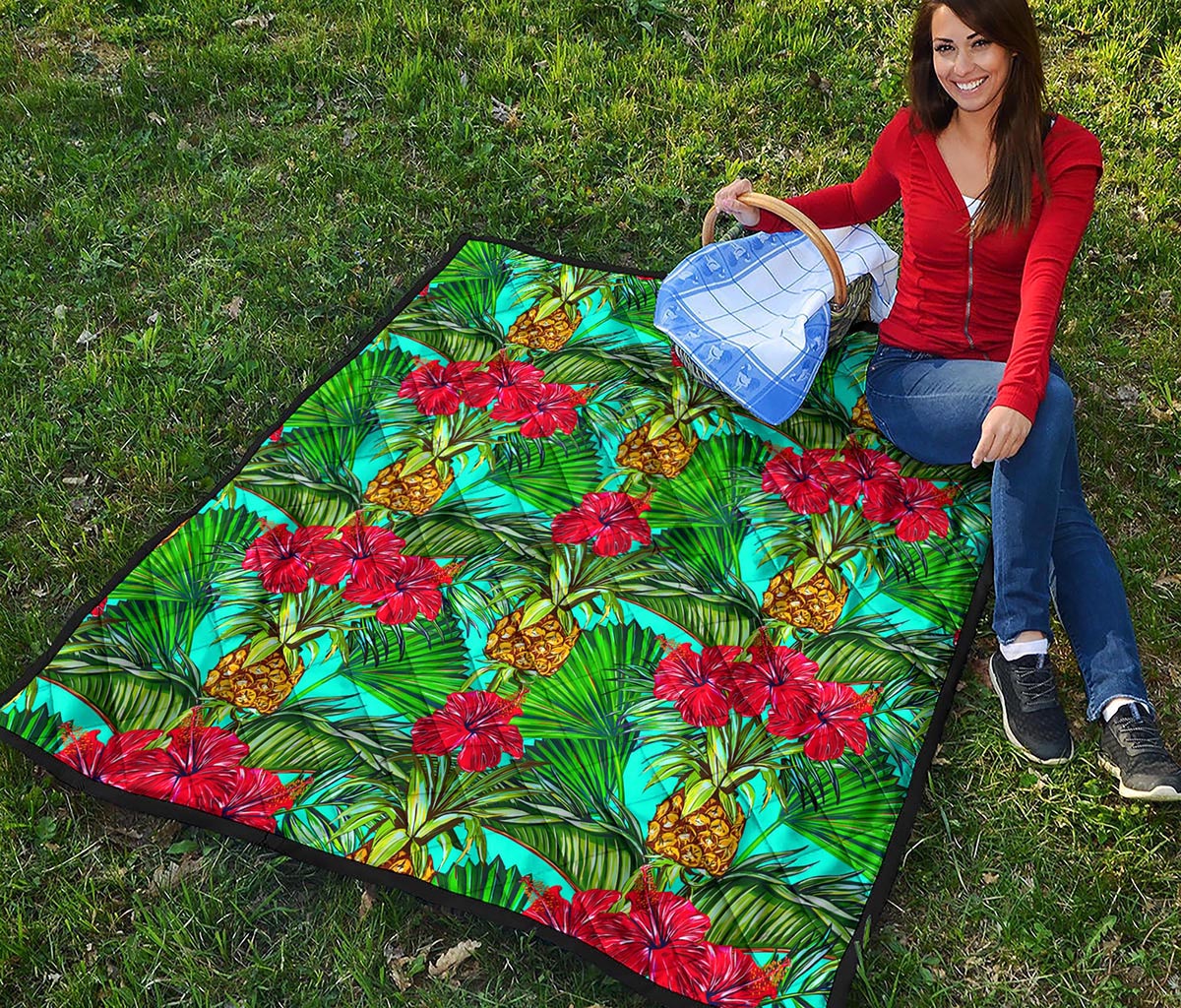 Pineapple Hibiscus Hawaii Pattern Print Quilt