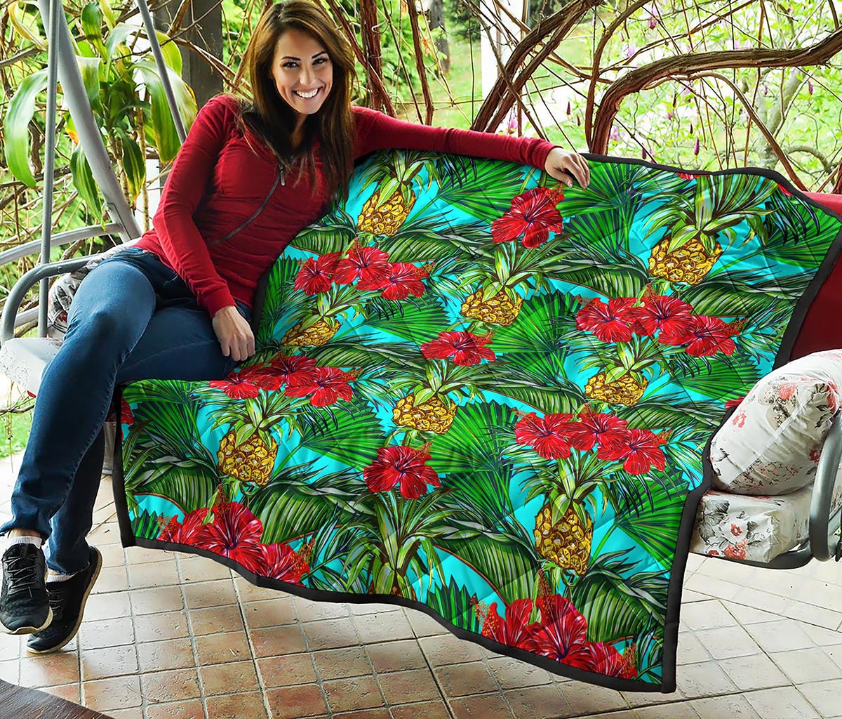 Pineapple Hibiscus Hawaii Pattern Print Quilt