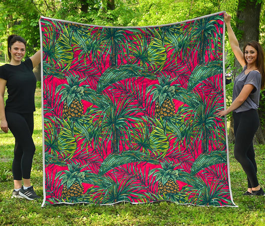 Pineapple Leaves Hawaii Pattern Print Quilt