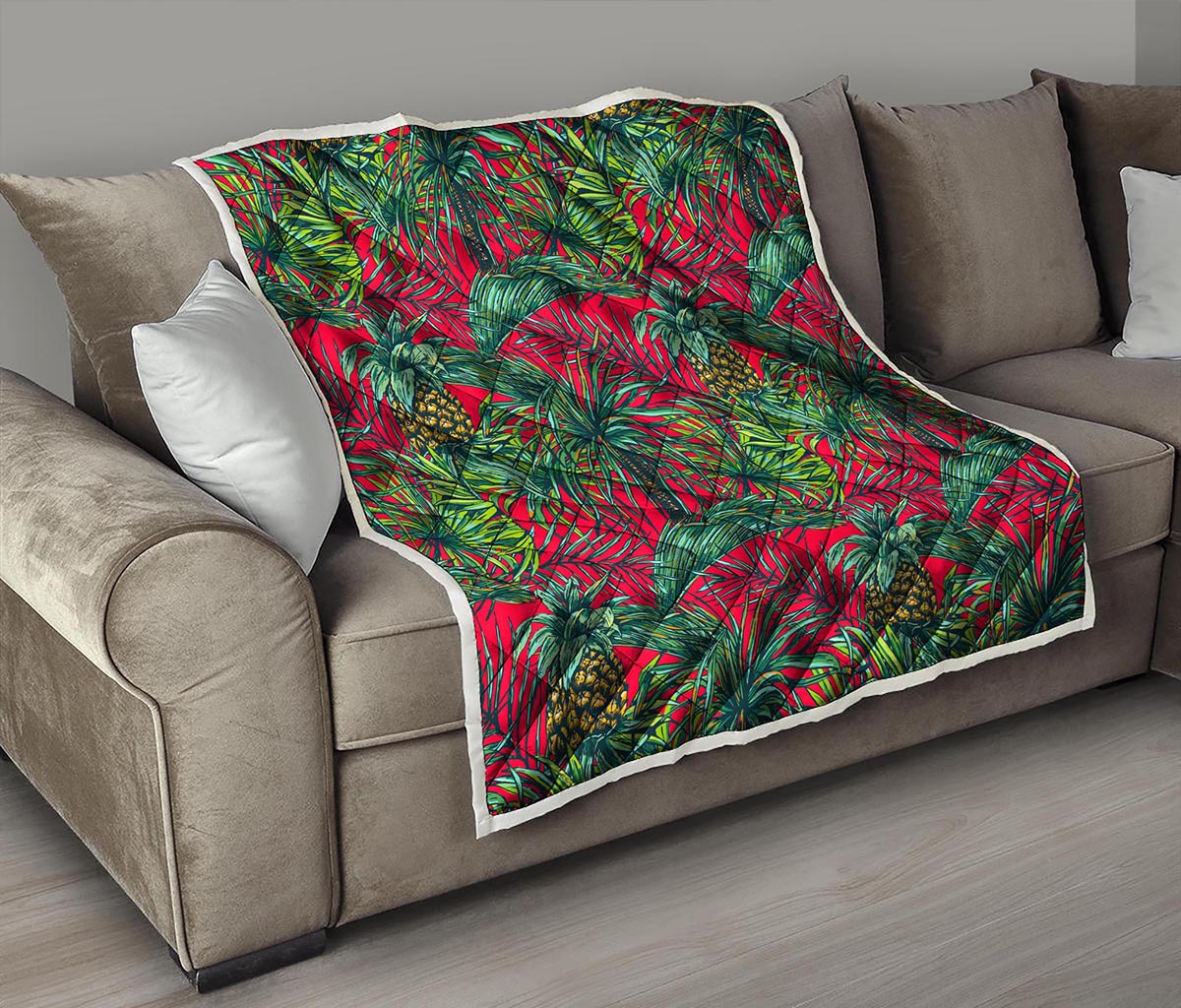 Pineapple Leaves Hawaii Pattern Print Quilt