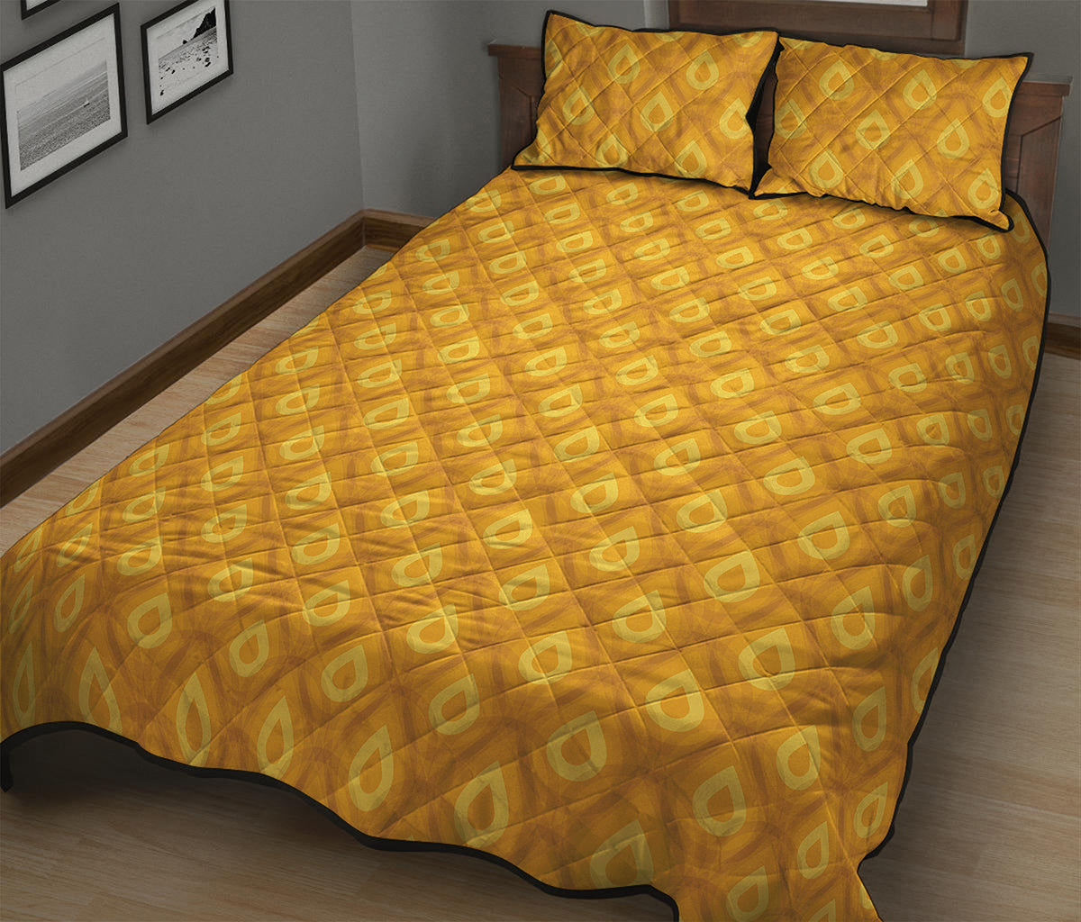 Pineapple Print Quilt Bed Set