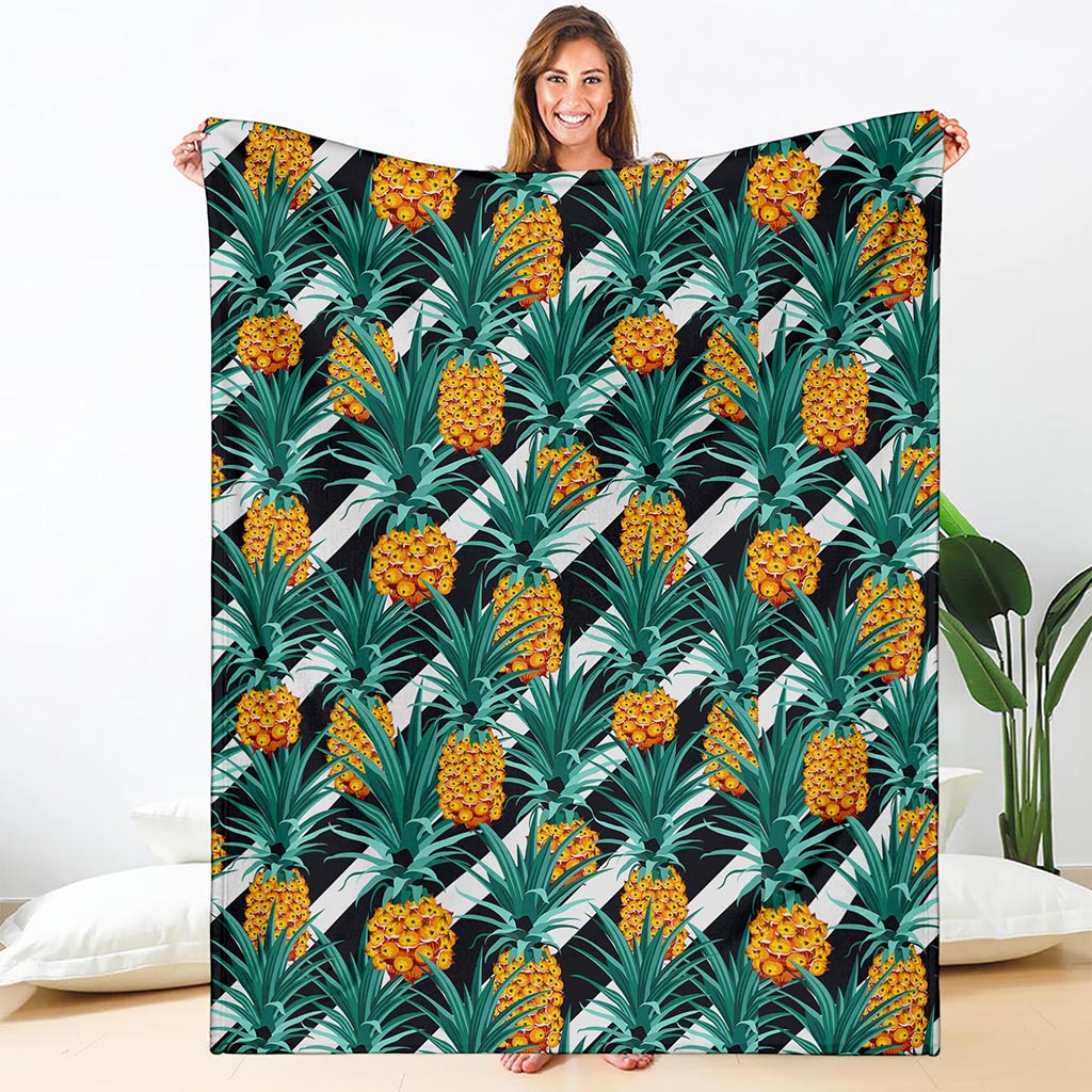 Pineapple Striped Pattern Print Blanket