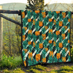 Pineapple Striped Pattern Print Quilt