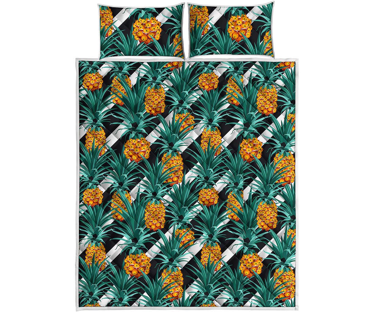 Pineapple Striped Pattern Print Quilt Bed Set