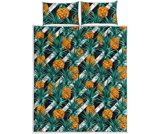 Pineapple Striped Pattern Print Quilt Bed Set