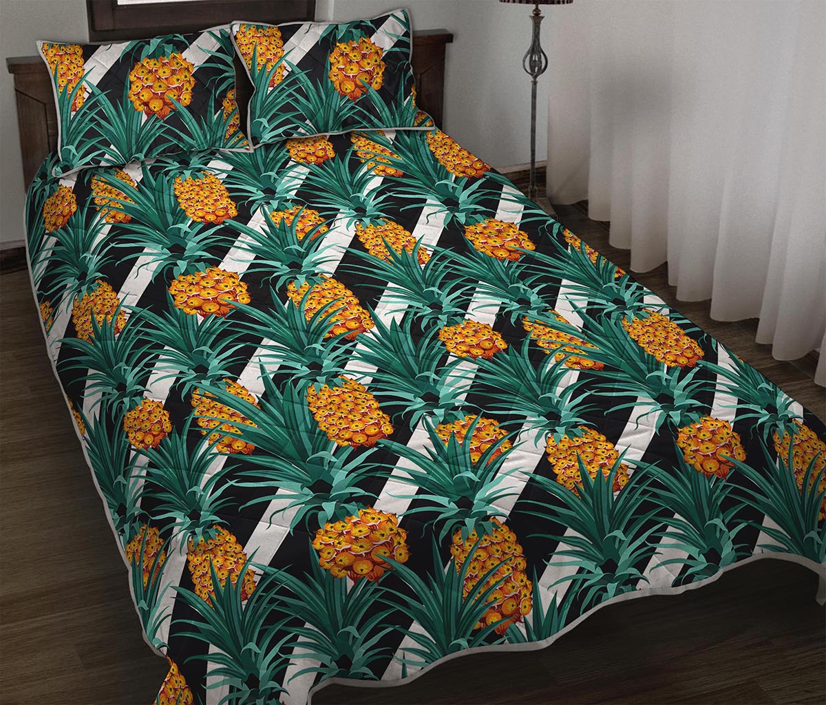 Pineapple Striped Pattern Print Quilt Bed Set