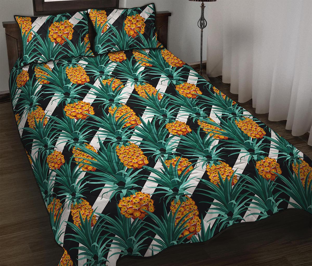 Pineapple Striped Pattern Print Quilt Bed Set