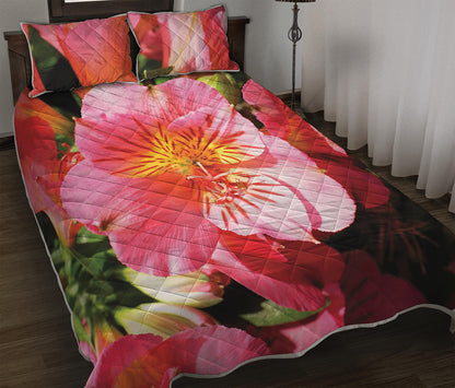 Pink Alstroemeria Print Quilt Bed Set