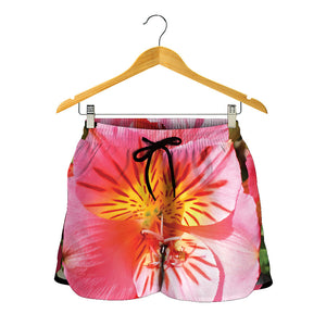 Pink Alstroemeria Print Women's Shorts