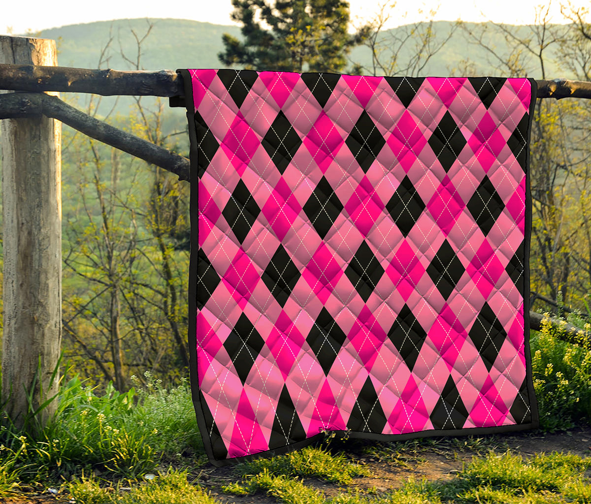 Pink And Black Argyle Pattern Print Quilt