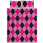 Pink And Black Argyle Pattern Print Quilt Bed Set