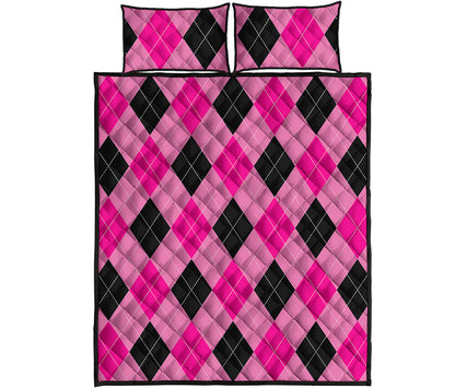 Pink And Black Argyle Pattern Print Quilt Bed Set