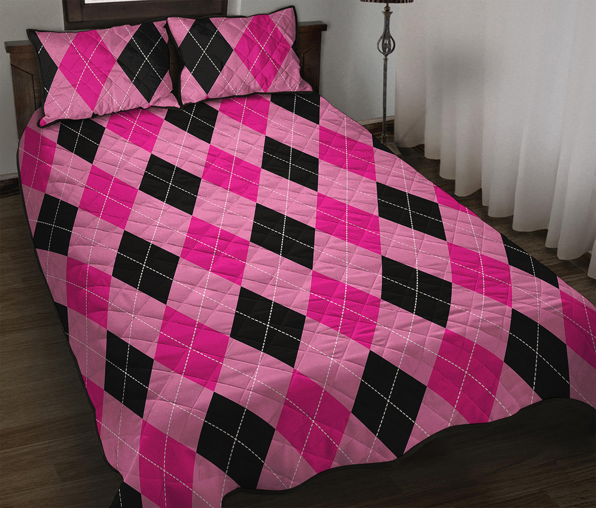 Pink And Black Argyle Pattern Print Quilt Bed Set