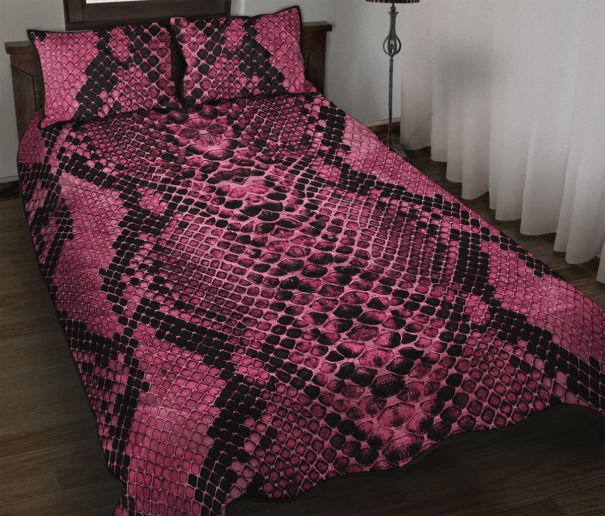 Pink And Black Snakeskin Print Quilt Bed Set