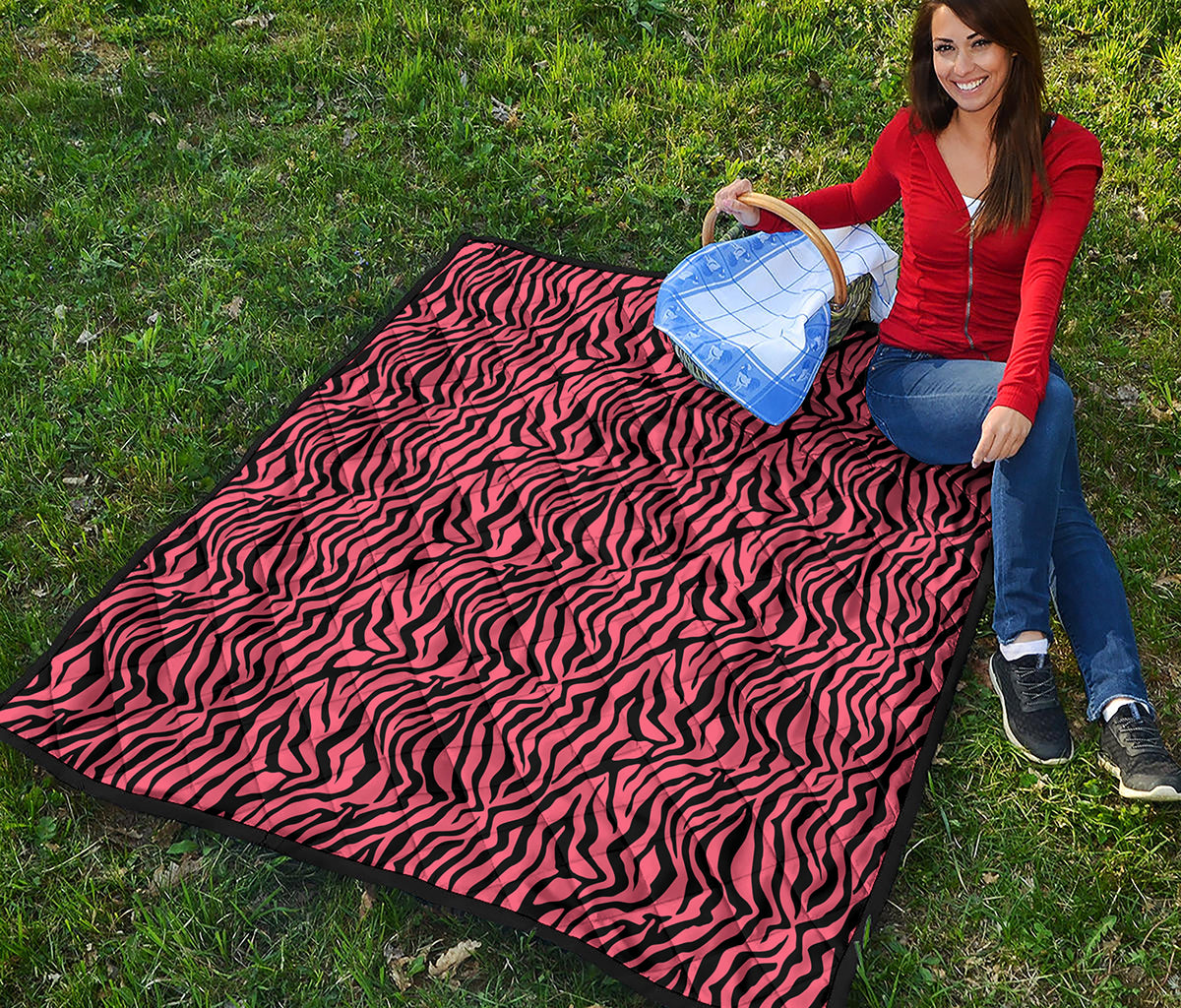 Pink And Black Tiger Stripe Print Quilt