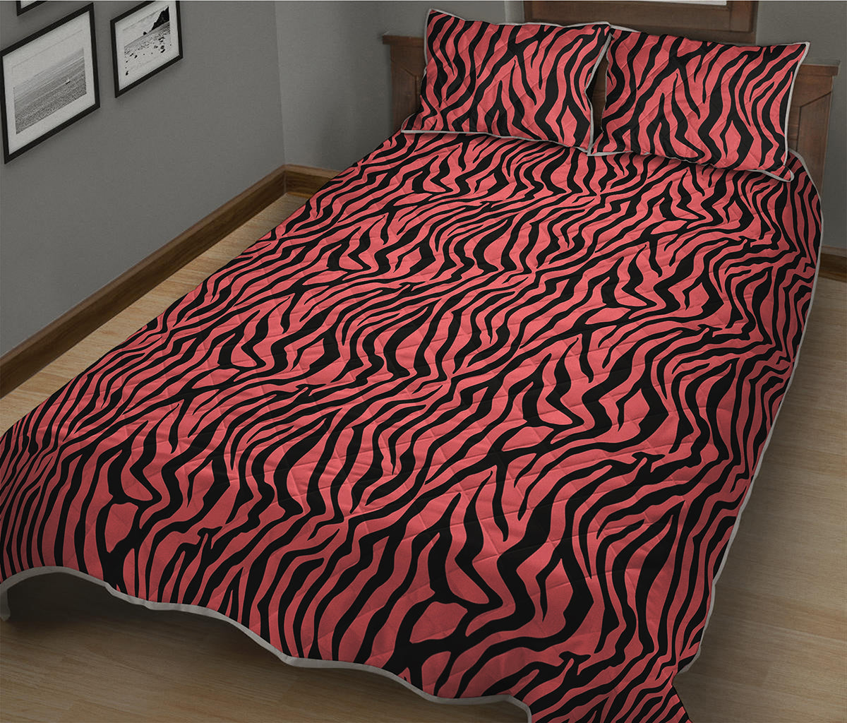 Pink And Black Tiger Stripe Print Quilt Bed Set