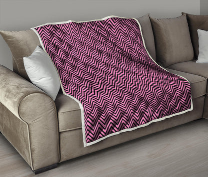 Pink And Black Zigzag Pattern Print Quilt