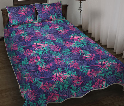 Pink And Blue Tropical Palm Leaf Print Quilt Bed Set