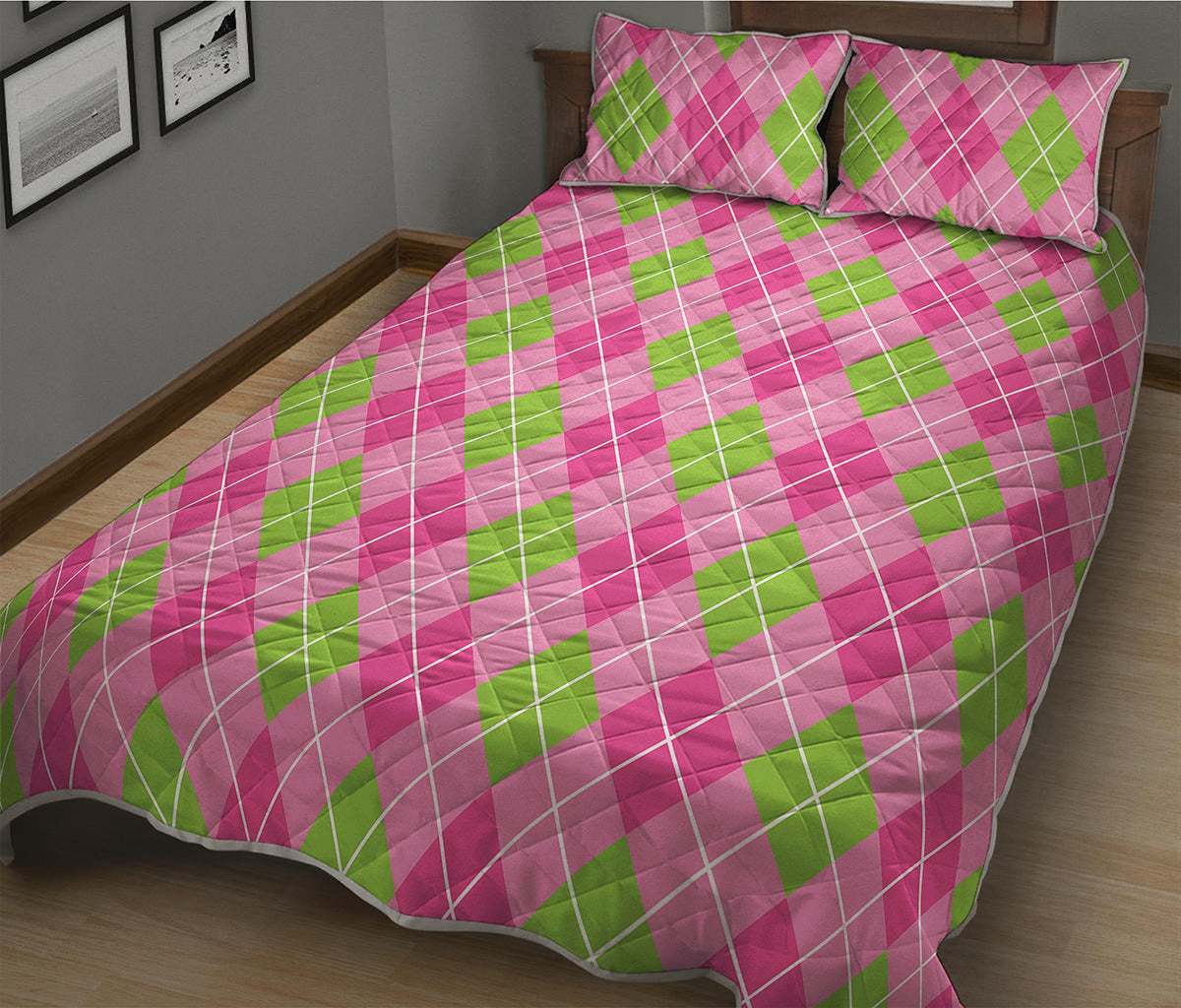 Pink And Green Argyle Pattern Print Quilt Bed Set