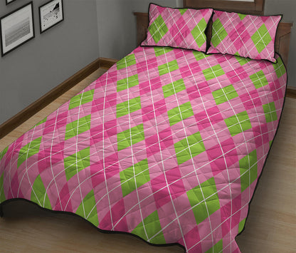 Pink And Green Argyle Pattern Print Quilt Bed Set
