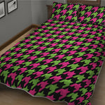 Pink And Green Houndstooth Pattern Print Quilt Bed Set